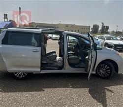 تويوتا سيينا